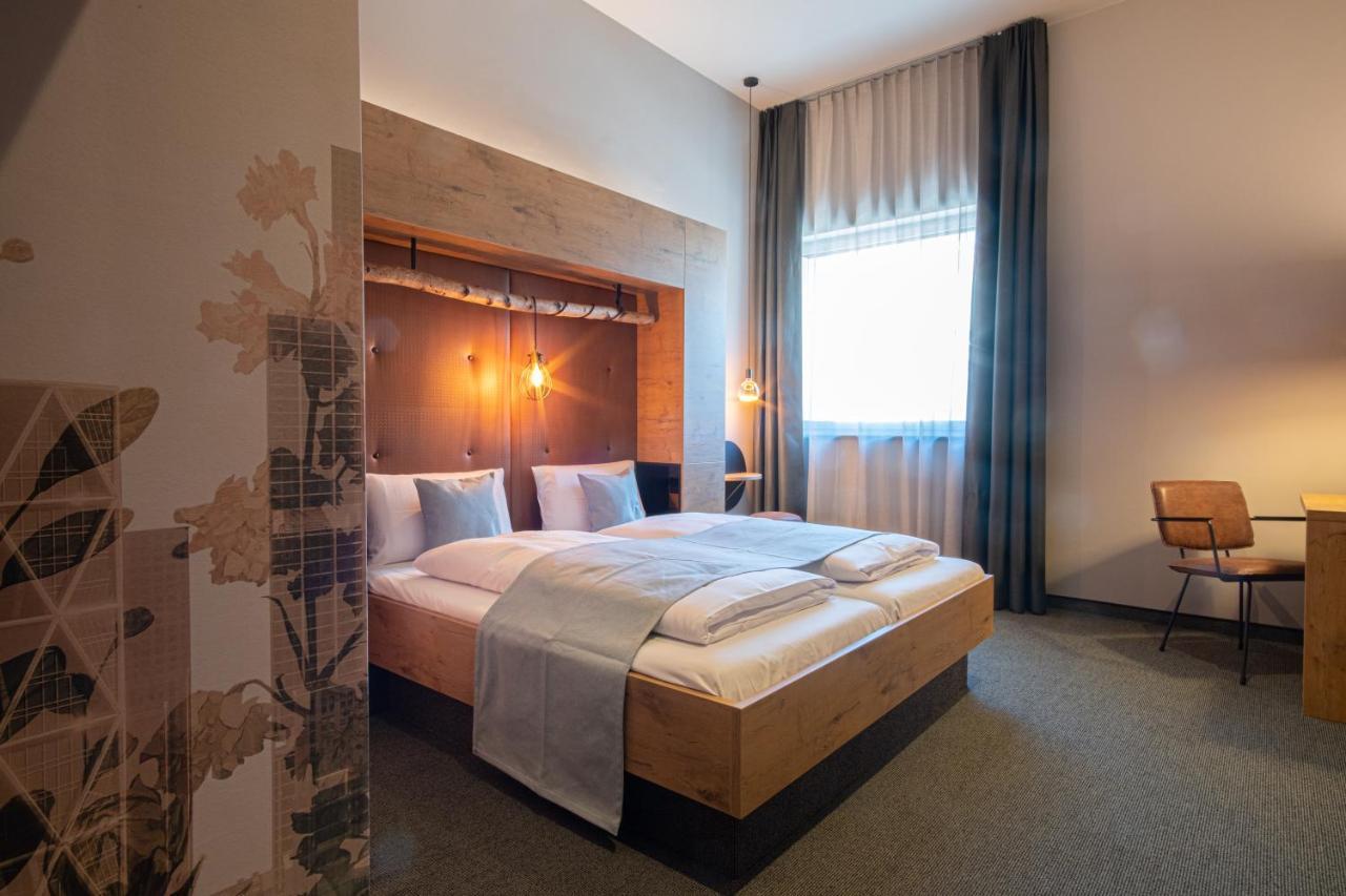 Riku Hotel Goeppingen Ngoại thất bức ảnh