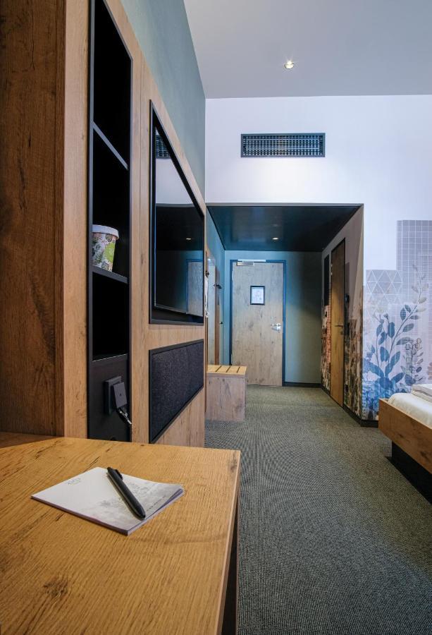 Riku Hotel Goeppingen Ngoại thất bức ảnh